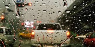 El Instituto Nacional de Meteorología e Hidrología (Inamhi) emitió una alerta por probabilidad de lluvias, tormentas eléctricas y ráfagas de viento para este fin de semana en 12 provincias de la Costa y la Sierra ecuatoriana.
