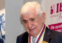 El presidente de Ecuador, Daniel Noboa, declaró duelo nacional en todo el territorio nacional durante este jueves 22 y viernes 23 de mayo de 2025, tras el fallecimiento del expresidente Alfredo Palacio González.