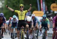 El neerlandés Olav Kooij se llevó la victoria en el sprint final de la etapa 12 del Giro de Italia 2025, celebrada este jueves en Viadana.