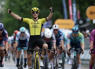 El neerlandés Olav Kooij se llevó la victoria en el sprint final de la etapa 12 del Giro de Italia 2025, celebrada este jueves en Viadana.