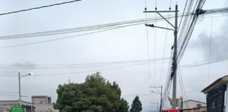La mañana del 19 de mayo, un accidente de tránsito en la intersección de las avenidas 11 de Noviembre y Alfredo Pareja, al norte de Riobamba, dejó a un motociclista herido, mientras que el conductor del vehículo implicado habría escapado del lugar.