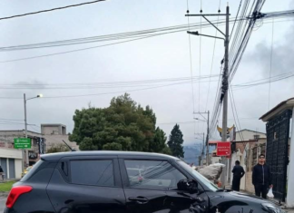 La mañana del 19 de mayo, un accidente de tránsito en la intersección de las avenidas 11 de Noviembre y Alfredo Pareja, al norte de Riobamba, dejó a un motociclista herido, mientras que el conductor del vehículo implicado habría escapado del lugar.