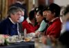 El presidente de la Confederación de Nacionalidades Indígenas del Ecuador (CONAIE), Leonidas Iza, acudió este lunes a una audiencia judicial en el marco de la demanda penal que mantiene contra el exmandatario Guillermo Lasso, a quien acusa de calumnias.