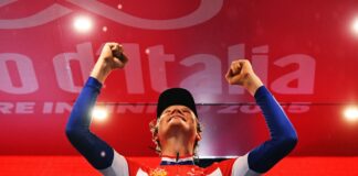 Daan Hoole luego de realizar una contrarreloj impecable se pudo adjudicar la etapa 10 con un tiempo de 32min30s en recorrido de 28.6 km y una velocidad crucero de 52.96 km/h.