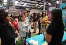 Con el firme compromiso de fortalecer el ecosistema productivo de la provincia, la Viceprefectura de Tungurahua, en alianza con la Cooperativa Visandes, desarrolló el foro “Conexión Emprendedora: Historias, Desafíos y Oportunidades del Territorio”, un encuentro para vincular a emprendedores experimentados y nuevos.