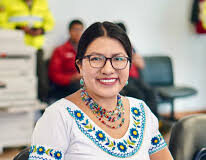 La Asamblea Nacional eligió a Carmen Tiupul, legisladora del movimiento indígena Pachakutik, como segunda vicepresidenta del Parlamento. Con 78 votos a favor, Tiupul asume un cargo clave dentro del nuevo periodo legislativo, representando una de las fuerzas políticas con arraigo en las comunidades indígenas del país.