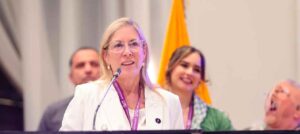 La legisladora nacional por Acción Democrática Nacional (ADN), Annabella Azín, será la encargada de dirigir la sesión de instalación de la nueva Asamblea Nacional, que se llevará a cabo el próximo martes 14 de mayo en Quito.