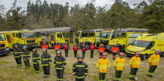 Con orgullo, disciplina y una profunda vocación de servicio, el Cuerpo de Bomberos del cantón Riobamba conmemora hoy 77 años de vida institucional. A lo largo de estas más de siete décadas, esta entidad se ha consolidado como una de las instituciones de primera respuesta más respetadas y comprometidas con la seguridad y bienestar de la ciudadanía.