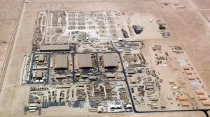 La tensión en Medio Oriente escaló aún más este lunes tras el anuncio de la Guardia Revolucionaria de Irán sobre el inicio de una operación militar dirigida contra bases estadounidenses en Qatar e Irak. Esta acción fue presentada como una represalia directa a los recientes ataques de Estados Unidos contra instalaciones nucleares en territorio iraní.