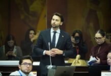 Tensión en la Asamblea: Revolución Ciudadana apeló sin éxito la presidencia de Niels Olsen