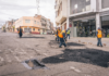 Riobamba tiene una nueva pausa en su planificación vial. Esta vez, no por falta de voluntad política o presupuesto, sino por una cadena de incidentes que ha impactado la producción nacional de asfalto.