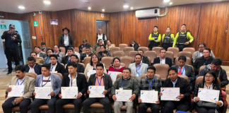 Este 10 de junio de 2025, en Riobamba se vivió una jornada democrática desarrollada en el Auditorio de la Democracia de la Delegación Provincial Electoral de Chimborazo, donde se llevó a cabo la sesión del Colegio Electoral para designar a los representantes de las Juntas Parroquiales Rurales ante el Consejo Provincial.