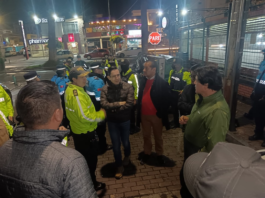 El Municipio, junto a la Gobernación de Chimborazo, la Policía Nacional, el ECU 911 y la Intendencia, desplegó el Plan Piloto para Erradicar el Consumo de Alcohol en Espacios Públicos, bajo el lema de “cero tolerancia” frente a los libadores.