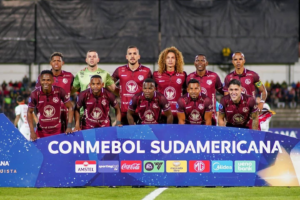 En un hecho sin precedentes para el deporte de Chimborazo, el Estadio Fernando Guerrero Guerrero de Riobamba ha sido oficialmente aprobado por la CONMEBOL como sede para el partido de octavos de final de la Copa Sudamericana 2025, donde el Mushuc Runa Sporting Club buscará seguir haciendo historia.