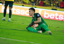 En la previa nadie lo esperaba. Ni el cuerpo técnico, ni sus compañeros, ni siquiera él mismo, Gonzalo Valle pasó de calentar como suplente a ser el último bastión defensivo de Ecuador frente a una potencia como Brasil.