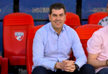 El fútbol no concede tregua, y en Barcelona Sporting Club los ciclos parecen correr.  Los focos vuelven al campeonato local, con interrogantes en el entorno del Ídolo del Astillero. ¿Por qué Miguel Parrales no jugará en la reanudación? ¿Y qué pasará con Segundo Castillo? Los ecos de una gestión cuestionada no dejan de sonar.