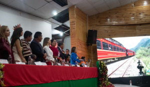 Este miércoles 25 de junio de 2025, el cantón Alausí vivió una jornada de profunda trascendencia histórica y cívica al conmemorar sus 201 años de cantonización con una sesión solemne, que reunió a autoridades locales, provinciales y nacionales.