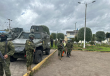 Daniel Salcedo, figura clave en el caso Metástasis, que fue víctima de un intento de asesinato en la cárcel de Riobamba, bajo inminente riesgo, fue trasladado este 26 de junio junto a su hermano Noé en un operativo de máxima seguridad hacia la Cárcel 4 de Quito.