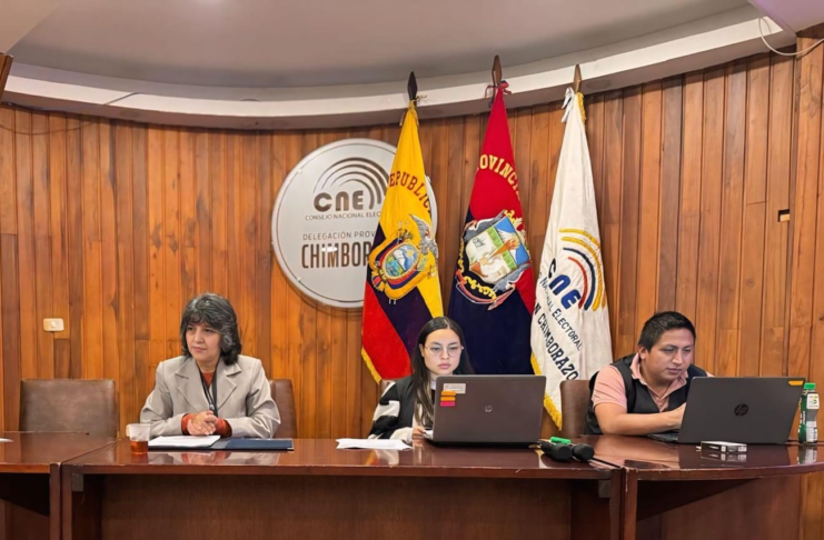 El próximo 10 de junio, la Delegación Provincial Electoral de Chimborazo llevará a cabo un proceso decisivo para la representación de las Juntas Parroquiales Rurales ante el Gobierno Autónomo Descentralizado (GAD) Provincial. En esta jornada, se conformará el Colegio Electoral que elegirá a los delegados para el período 2025-2027, un acto fundamental para la democracia provincial.