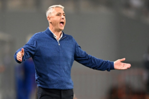 Tiago Nunes, el flamante DT de Liga Deportiva Universitaria de 44 años, tiene una trayectoria respetable en el competitivo fútbol brasileño. Pasó por clubes como Athletico Paranaense donde ganó la Copa Sudamericana, Corinthians y, más recientemente, Botafogo.