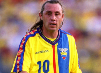 Aunque Ecuador consiguió su clasificación al Mundial 2026, luego del empate sin goles en Lima, el ambiente en torno a la Selección Nacional dista mucho de ser de celebración. Alex Darío Aguinaga criticó al actual DT de Ecuador.