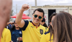 Con el 0-0 ante Perú en Lima, la Selección Ecuatoriana de Fútbol aseguró su clasificación al Mundial 2026, y entre las voces que celebraron el boleto mundialista destacó la del presidente de la República, Daniel Noboa.