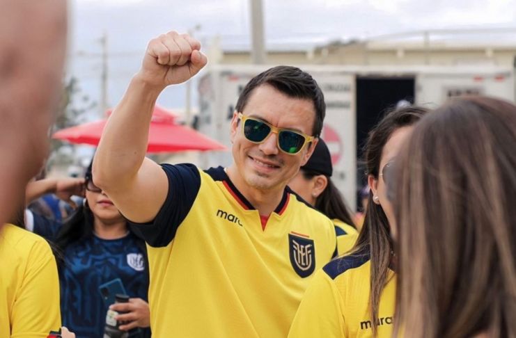 Con el 0-0 ante Perú en Lima, la Selección Ecuatoriana de Fútbol aseguró su clasificación al Mundial 2026, y entre las voces que celebraron el boleto mundialista destacó la del presidente de la República, Daniel Noboa.