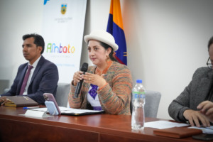 En un importante avance hacia la modernización de sus servicios, la Municipalidad de Ambato ha implementado un nuevo sistema digital para la obtención de licencias de construcción a través de la plataforma GADMATIC, lo que representa un cambio sustancial en la forma de gestionar uno de los trámites más solicitados por profesionales del sector y ciudadanía en general.