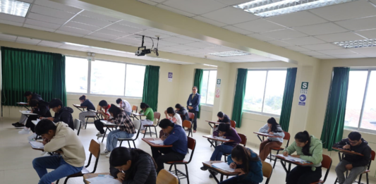 El 28 de junio, la Universidad Nacional de Chimborazo (UNACH) dio inicio a su proceso de admisión para el segundo semestre de 2025, con la participación de más de 15.700 estudiantes provenientes de todo el país.