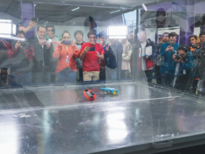 El pasado 13 de junio de 2025, la Universidad Indoamérica escribió una página memorable en la historia de la tecnología y la innovación nacional con la realización del IEEE PUMABOT, el primer evento dedicado exclusivamente a robots de combate en Ecuador.