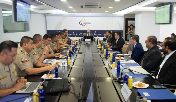 El Consejo de la Judicatura, en coordinación con el Ministerio del Interior y la Fiscalía General del Estado, instaló el 13 de junio la primera Mesa Interinstitucional de Seguridad, con el objetivo de frenar la liberación irregular de delincuentes por parte de jueces y fiscales.