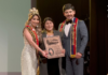 En una noche marcada por la elegancia, la gratitud y los sentimientos a flor de piel, el Teatro León fue escenario del acto de despedida de Giselle Basantes Real, Reina de la Provincia de Chimborazo 2024-2025.