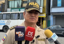 Ante el incremento de hechos violentos en la provincia de Pastaza, la Policía Nacional ha intensificado los operativos de control en zonas estratégicas de la ciudad, especialmente en hoteles del centro, el terminal terrestre y vías de ingreso y salida, con el objetivo de prevenir actos delictivos y fortalecer la seguridad ciudadana.