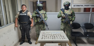 En una acción conjunta entre la Policía Nacional y autoridades locales, se ejecutó un operativo este martes tras una alerta ciudadana que advertía sobre un presunto intento de sicariato. La denuncia señalaba que una pareja un hombre de nacionalidad venezolana y una mujer ecuatoriana podría estar en peligro inminente.