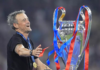 En la primavera de 2023, Luis Enrique tocó fondo. Venía de perder a su hija Xana y de una amarga salida de la selección española tras fracasar en el Mundial de Qatar. Sin club, sin rumbo, parecía quedar al margen del fútbol grande. Hasta que el PSG apostó por él.