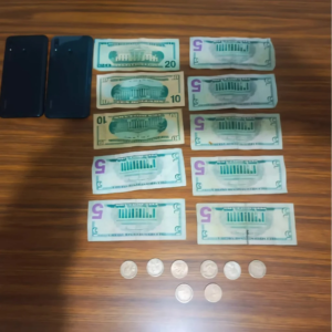 Este 18 de junio, la Policía Nacional logró la captura de un hombre acusado de prestar dinero de manera informal y con intereses abusivos, práctica conocida como “usura” o “chulqueo”, durante un operativo realizado en el sector del Circuito Camilo Ponce, en Riobamba.
