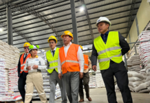 El viceministro de Trabajo encargado, y coordinador zonal 3, César Umajinga Guamán, recorrió el Complejo Productivo Chambo de Exibal Cía. Ltda., una de las firmas agroindustriales de mayor crecimiento en el centro del país. 