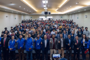 En un contexto donde la educación técnica necesita conectar más con las necesidades del entorno, la Facultad de Mecánica de la Escuela Superior Politécnica de Chimborazo (ESPOCH) ha dado un paso decisivo, la firma de un acuerdo de cooperación con la Empresa Eléctrica Riobamba S.A. (EERSA), del 20 de junio, marca el inicio de una colaboración estratégica que trasciende las aulas para impactar directamente en el desarrollo tecnológico y social.