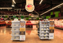 Con el objetivo de combatir uno de los problemas más graves que afecta a la niñez ecuatoriana, Supermaxi, Megamaxi y AKI, en conjunto con la Fundación Favorita, han lanzado la campaña “Un plato para todos”. Esta iniciativa solidaria busca reducir la Desnutrición Crónica Infantil (DCI), condición que afecta a 2 de cada 10 niños menores de dos años en el país.