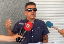 El presidente del barrio México, Marco Vargas, expresó su respaldo a la construcción de un edificio de parqueaderos en el centro de la ciudad de Puyo, como parte del proceso de regeneración urbana impulsado por las autoridades locales. “Apoyamos el desarrollo de Puyo y del cantón Pastaza, no como un halago al administrador, sino por la conveniencia de esta obra”, señaló el dirigente barrial durante una entrevista con medios de comunicación.