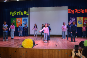Siempre a la vanguardia educativa, el colegio ISM desarrolló con éxito la primera edición de su Festival de Conciencia Emocional. El evento se desarrolló en sus campus ISM North, Quito y West, respectivamente, durante tres días de charlas y exposiciones, con la participación del destacado experto español Alberto Ortega, fundador del Programa Internacional de Inteligencia Emocional (PIIE).