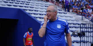 El entrenador argentino fue despedido del club guayaquileño que, según sus propias palabras, llevaba tiempo deteriorándose desde adentro, con señales que eligió ignorar hasta que ya fue demasiado tarde.