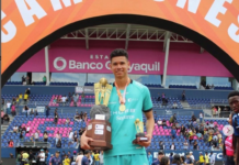 Botafogo de Brasil, vigente campeón de la Copa Libertadores ha apostado por un joven arquero que representa el futuro del arco tricolor. Cristhian Loor, de apenas 19 años, formado en las filas de Independiente del Valle y con reciente experiencia en selecciones juveniles.