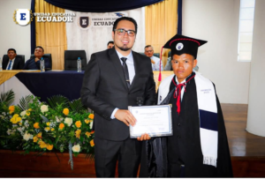 La Unidad Educativa Ecuador ha inaugurado una nueva oficina de atención en la ciudad de Puyo, ofreciendo una alternativa educativa completamente virtual dirigida a personas que no han culminado la educación básica o el bachillerato. Esta iniciativa busca facilitar el acceso a la educación a jóvenes y adultos que, por diversos motivos, no pueden asistir de manera presencial a un establecimiento educativo.