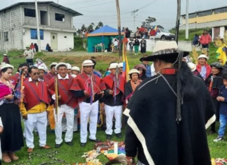 Tungurahua se prepara para vivir con intensidad el Inti Raymi, una de las celebraciones andinas más emblemáticas, cargada de simbolismo, espiritualidad y tradición. Esta fiesta ancestral, organizada por el Gobierno Provincial a través de la Dirección de Desarrollo Humano, Cultura y Deportes, busca rendir homenaje al sol y agradecer por las cosechas, especialmente por los granos secos que alimentan a las comunidades indígenas de la región.