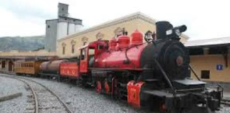 La histórica ruta ferroviaria Alausí – Nariz del Diablo volverá a operar oficialmente este 25 de junio, en coincidencia con las celebraciones por los 201 años de cantonización de Alausí, marcando no solo el retorno de un ícono turístico del país, sino también una nueva esperanza económica para los artesanos y emprendedores del cantón.