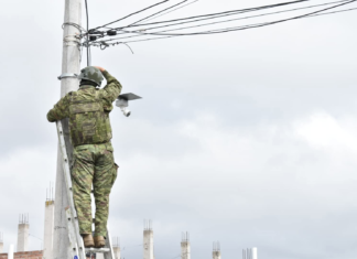 El 20 de junio, personal del Ejército Ecuatoriano, a través de la Brigada de Caballería Blindada N° 11 Galápagos, en coordinación con el ECU 911, ejecutó una operación táctica en Riobamba, que permitió el retiro de varias cámaras de videovigilancia instaladas de forma clandestina en zonas de la ciudad.