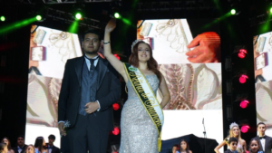 Una velada llena de emoción, belleza y tradición vivió el cantón Chunchi con la solemne ceremonia de Proclamación, Coronación y Exaltación de Ana Belén I, soberana del cantón para el período 2025-2026.