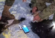 Durante la semana del 9 al 13 de junio, el Ejército Ecuatoriano ejecutó dos operativos sorpresa en el Centro de Privación de Libertad No. 1 de Cotopaxi, logrando decomisar una considerable cantidad de objetos prohibidos que amenazan la seguridad y el orden dentro del penal.