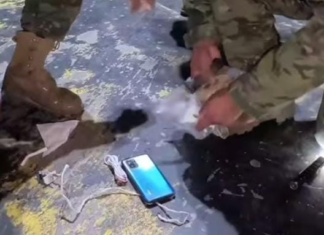 Durante la semana del 9 al 13 de junio, el Ejército Ecuatoriano ejecutó dos operativos sorpresa en el Centro de Privación de Libertad No. 1 de Cotopaxi, logrando decomisar una considerable cantidad de objetos prohibidos que amenazan la seguridad y el orden dentro del penal.